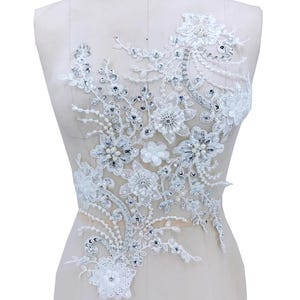 Bridal Bodice Beaded Silver Rhinestone Applique Sparkling 3D Flower Corded Embroidery Applique With Pearl  For Wedding Dress DIY Costumes