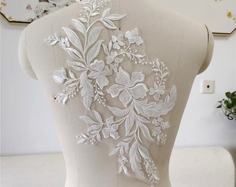 Exquisite Flower Leaf Embroidery Lace Applique Ivory Floral Lace Motif Bridal Lace Applique For Wedding Dress Bridal Veil DIY Accessories
