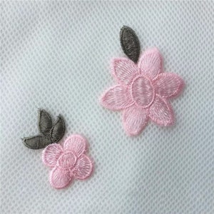 Aplique de flor rosa, motivo floral de organza, parche de organza bordado de flor rosa para tocado de vestido de noche, sombrerería, vestido de niña, 5 piezas