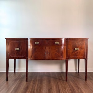 18th Century Hepplewhite Mahogany Sideboard