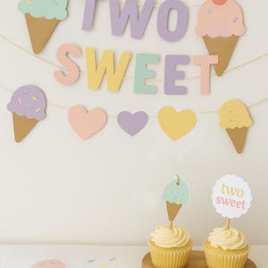 Bannière d&#39;anniversaire, Deux bannières d&#39;anniversaire douces, Guirlande d&#39;anniversaire, Thème de la crème glacée