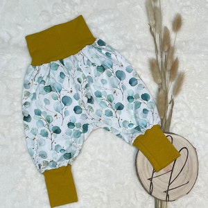 Pumphose Schlupfhose Haremshose Baby Babyhose Kinderhose Eukalyptus mit grünen oder senfgelben Bündchen Bild 7