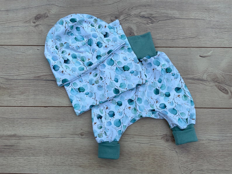 Pumphose Schlupfhose Haremshose Baby Babyhose Kinderhose Eukalyptus mit grünen oder senfgelben Bündchen Bild 4