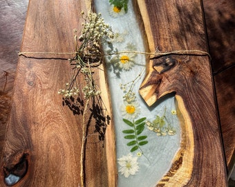 Charcuterie Board Live Edge Epoxy Flowers / Handmade Serving Tray with Epoxy / Walnut Maple Mesquite Olive