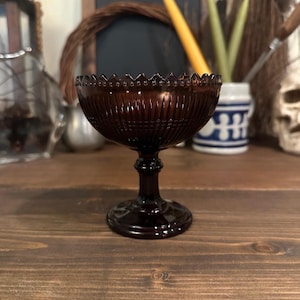 Amethyst Ornate Glass Cocktail Stemmed Goblet - Ridged Rim