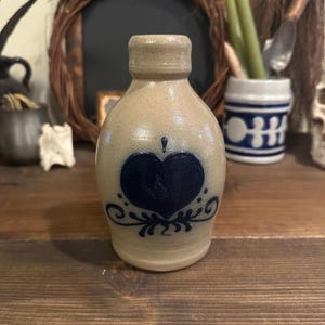 Maple City Pottery Heart Bottleneck Jug - Made in Monmouth, Ill. 1994