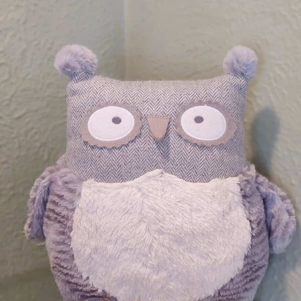 Pier 1 Plush Owl - Roxie Grey Owl from Pier One Imports - Tweed/Fleece Throw Pillow - 16" Cushion - Stuffed Animal - Whimsical/Boho/Kids