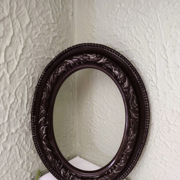 Vintage Oval Wood Picture Frame w/Distressed Carved Detail/ Mid-Century Photo Frame/ 5" x 7" Opening - Mid Century/ Boho/Farmhouse/Cottage