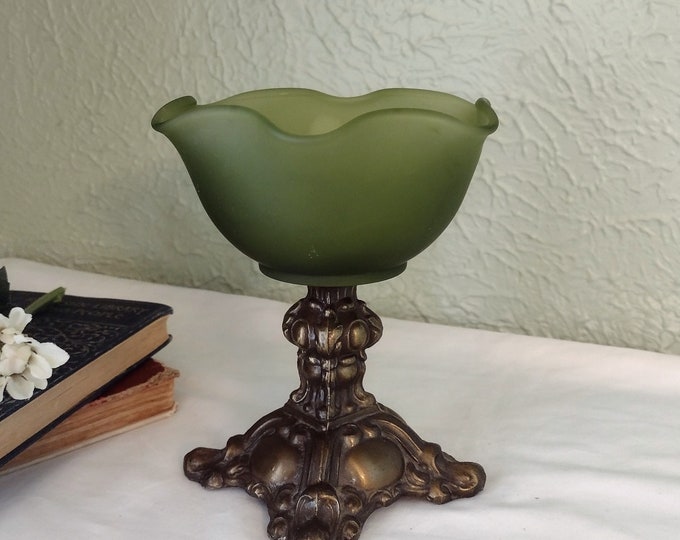 Vintage Frosted Avocado Green Candy Dish W/ Ornate Gold Metal Pedestal Base 6 Mid Century