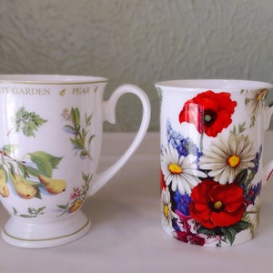 Pair of Beautiful Fine Bone China Mugs by Stechkol - Florals/Pears/Fruit -  10 oz. Coffee/English Tea /Garden/ Kitchen