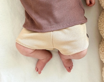 Pantalones cortos de punto fino para bebés y niños, pantalones cortos para niños y niñas.