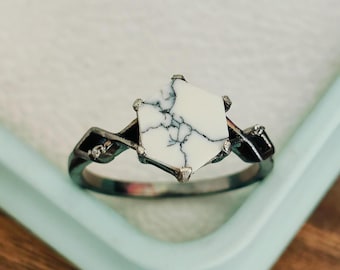 Handmade Howlite Ring: Hexagon Raw Gemstone, 925 Sterling Silver