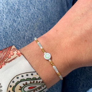 Smiley beaded bracelet Mint