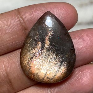 Sunstone, natural sunstone, rare sunstone, unique sunstone, rainbow sunstone, sunstone crystal
