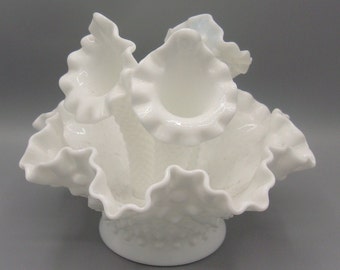 Small Hobnail 3 Flower Epergne