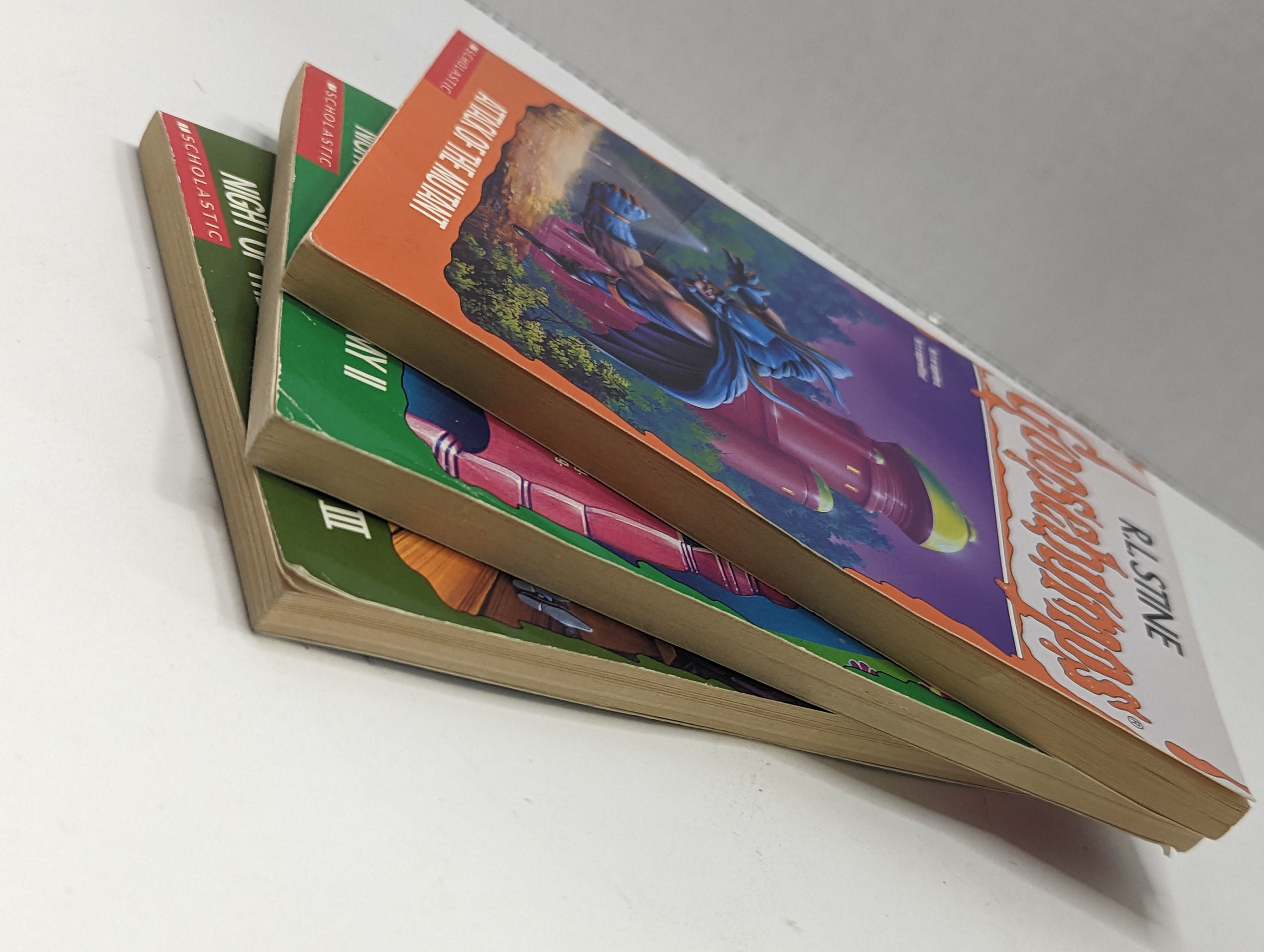 Goosebumps R.L. STINE Vintage 1990s Youth Horror Scholastic Paperback 3