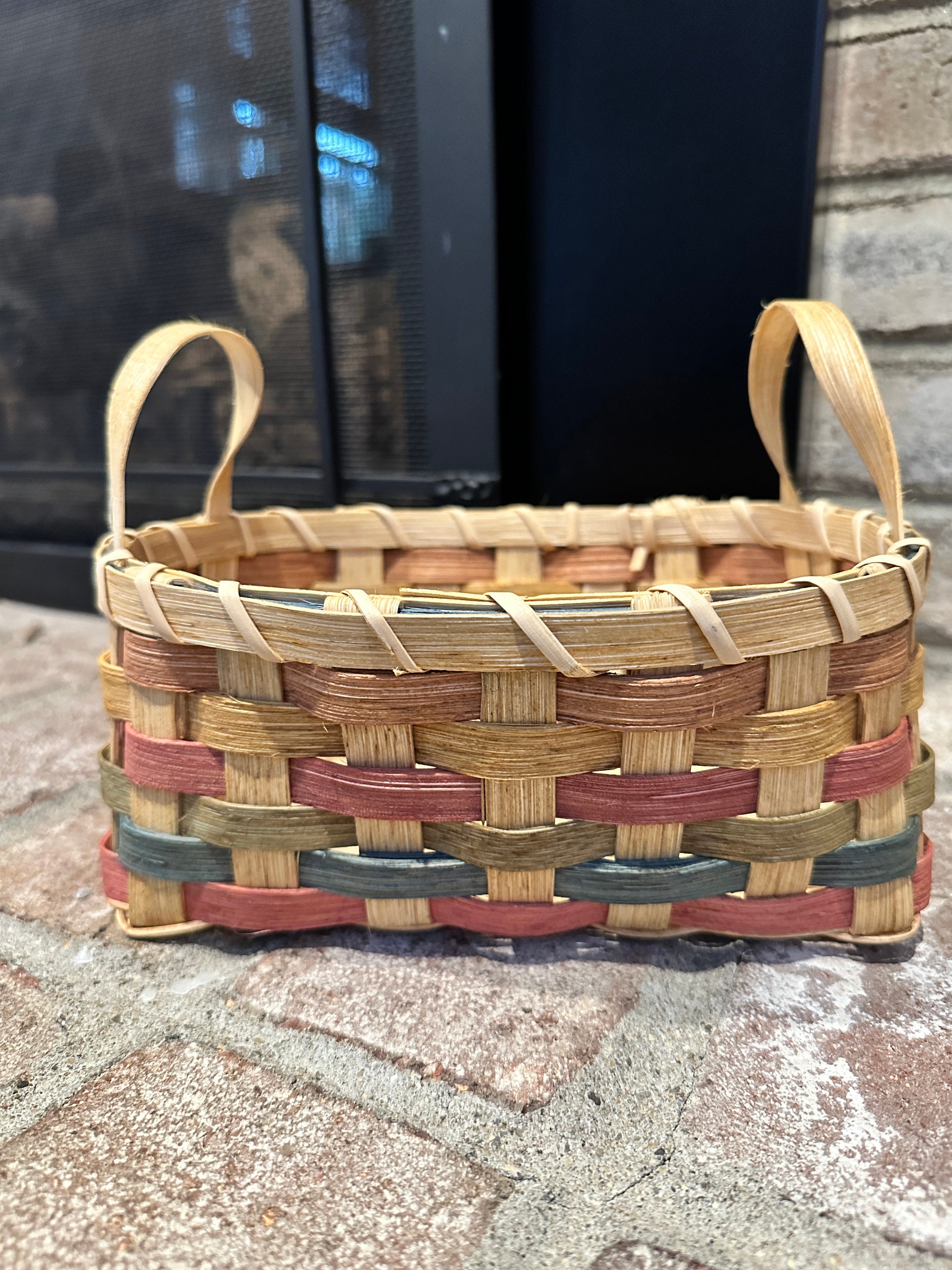 Medium decorative basket