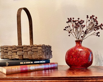 Handwoven cracker basket