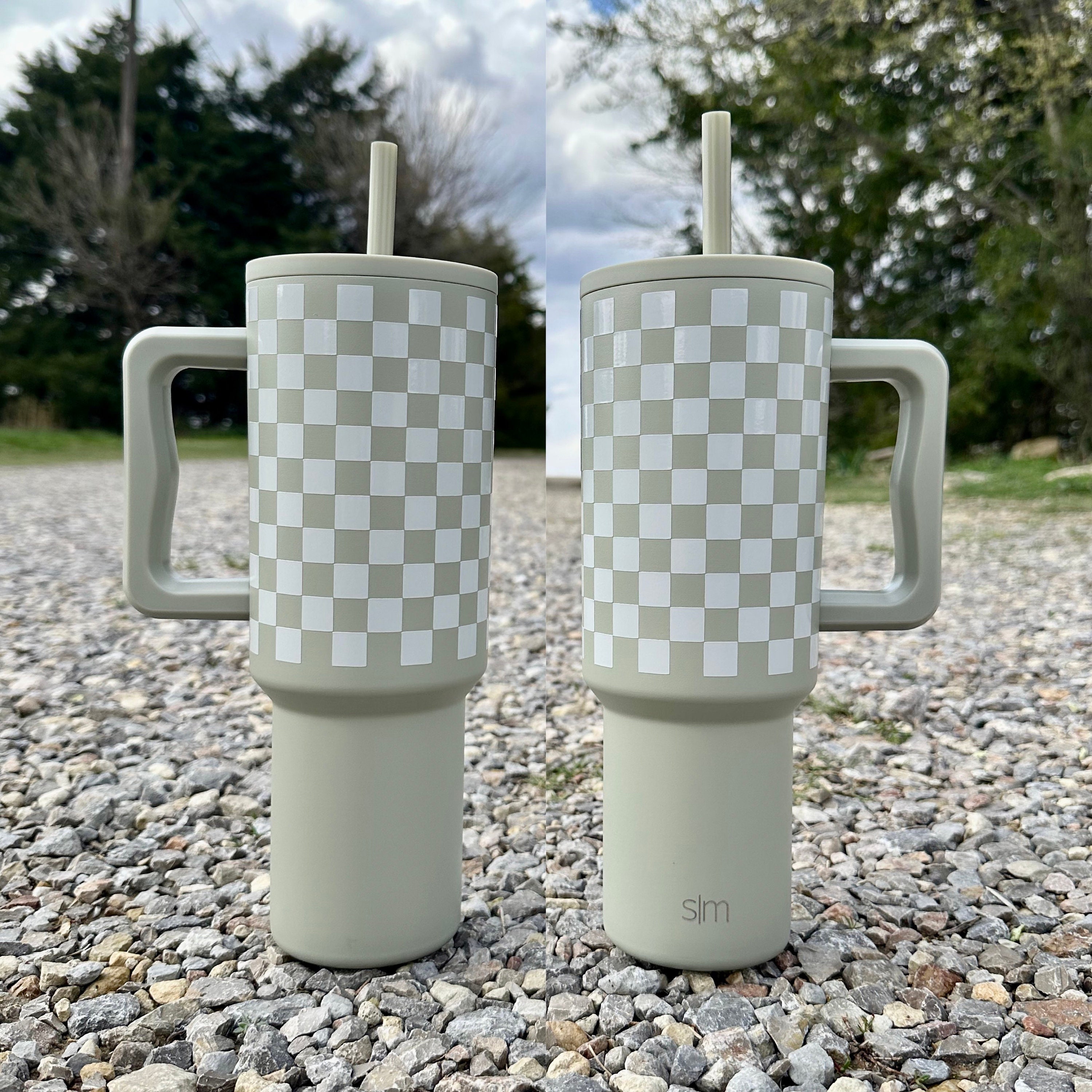 Simple Modern 40oz  Checkers in Lightening Bolts Design