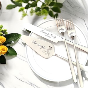 Gold Wedding Cake Cutting Set, Personalized Wedding Server & Knife Set, Engraved Cake Cutter Set, Custom Wedding Gift For Couple