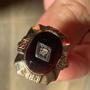 Antique Gold Diamond and Onyx Ring with Floral Engravings