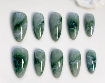 Emerald nails/Jade nails/Dark green smudge press on nails/Gelmarble nails/Long almond nails/Gemstone nails/Birthday Nails