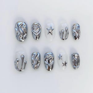 Star Nails/Silver 3D Chrome Nails/Silver Press On Nails Short Almond Nails Round nails/Y2k Nails/Metallic Silver Nails/Gothic Birthday Nails