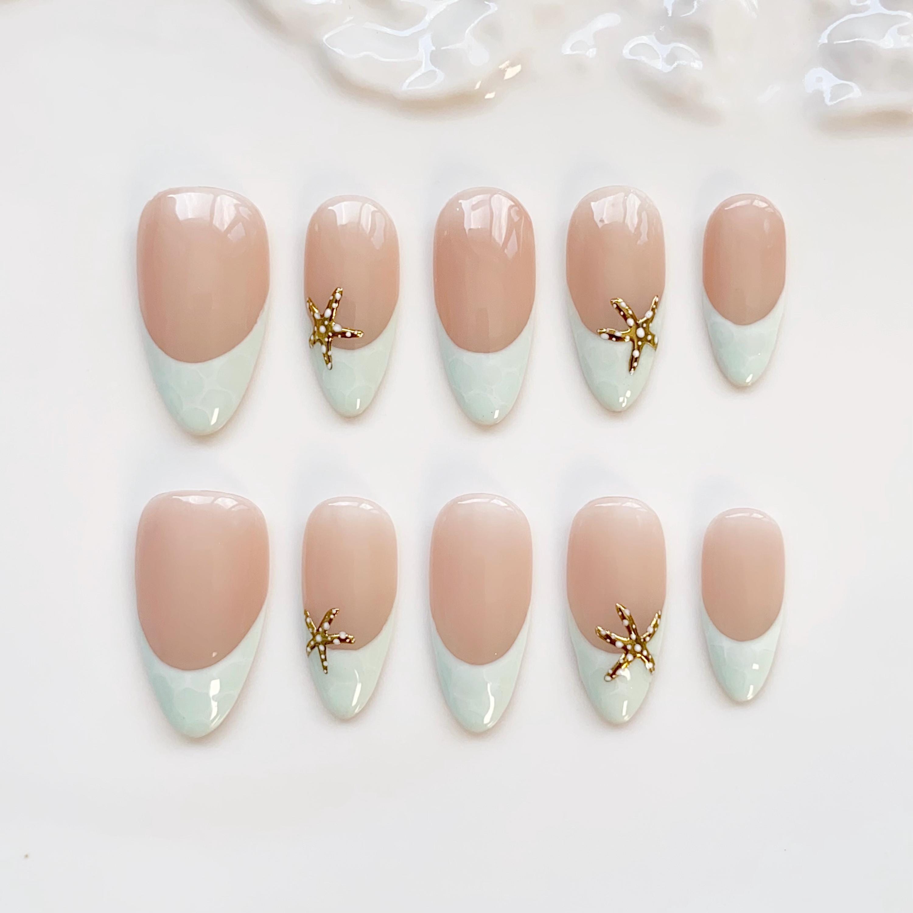 Holiday Starfish Green Press on nails long almond nails/Green Nails/Starfish Nails/Holiday nails/beach nails/vacation nail/french nails
