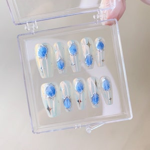 Gotyckie paznokcie prasowane długie paznokcie trumienne/paznokcie gwiazdy słoneczne/paznokcie chromowane 3D/paznokcie niebieskie kocie oko/paznokcie y2k/paznokcie gyaru/paznokcie gotyckie/paznokcie w stylu dowolnym