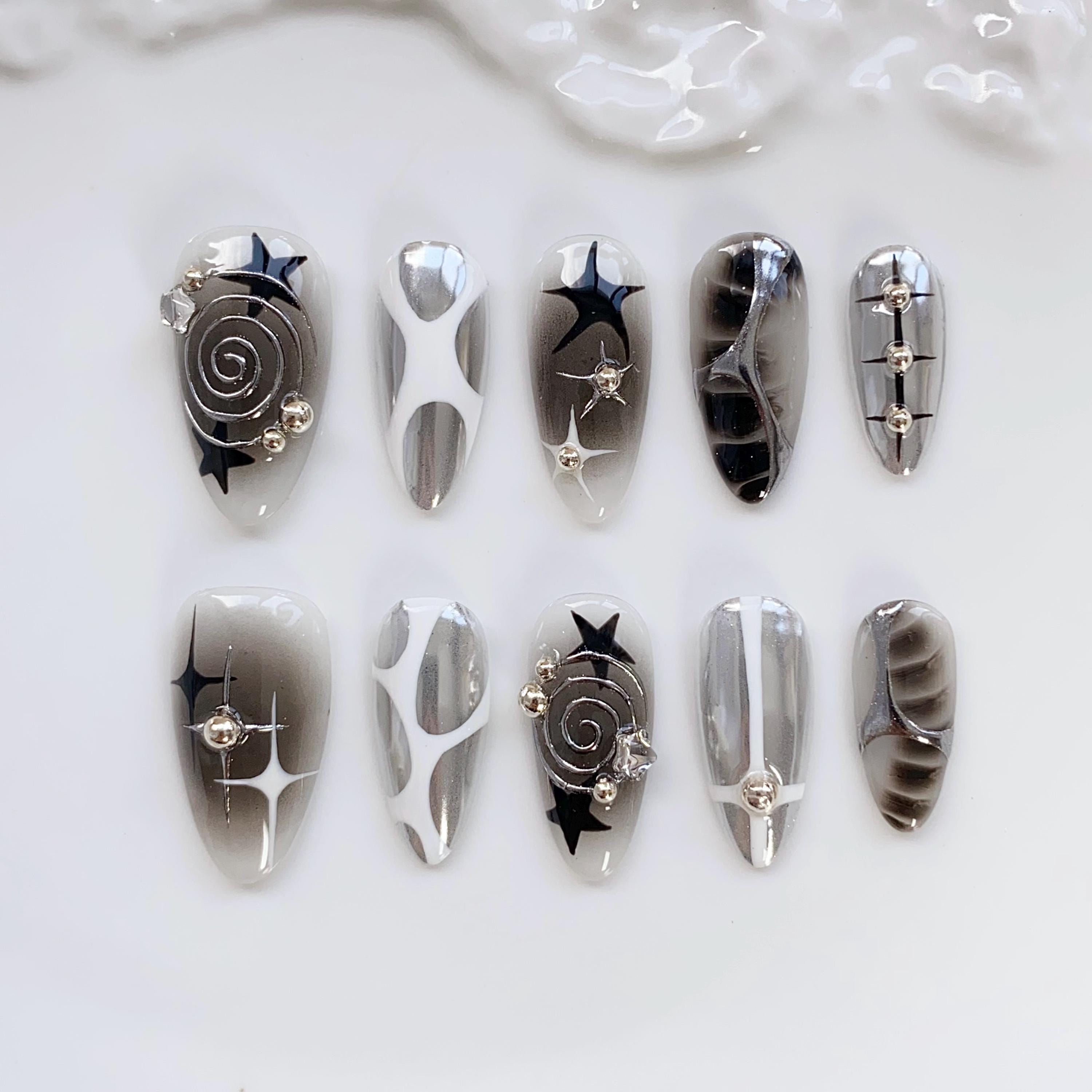 Gothic Silver Press on nails long almond nails/Y2k Nails/3D Chrome nails/Silver Nails/Black Nails/Goth Nails/Birthday Nails/Star Nails