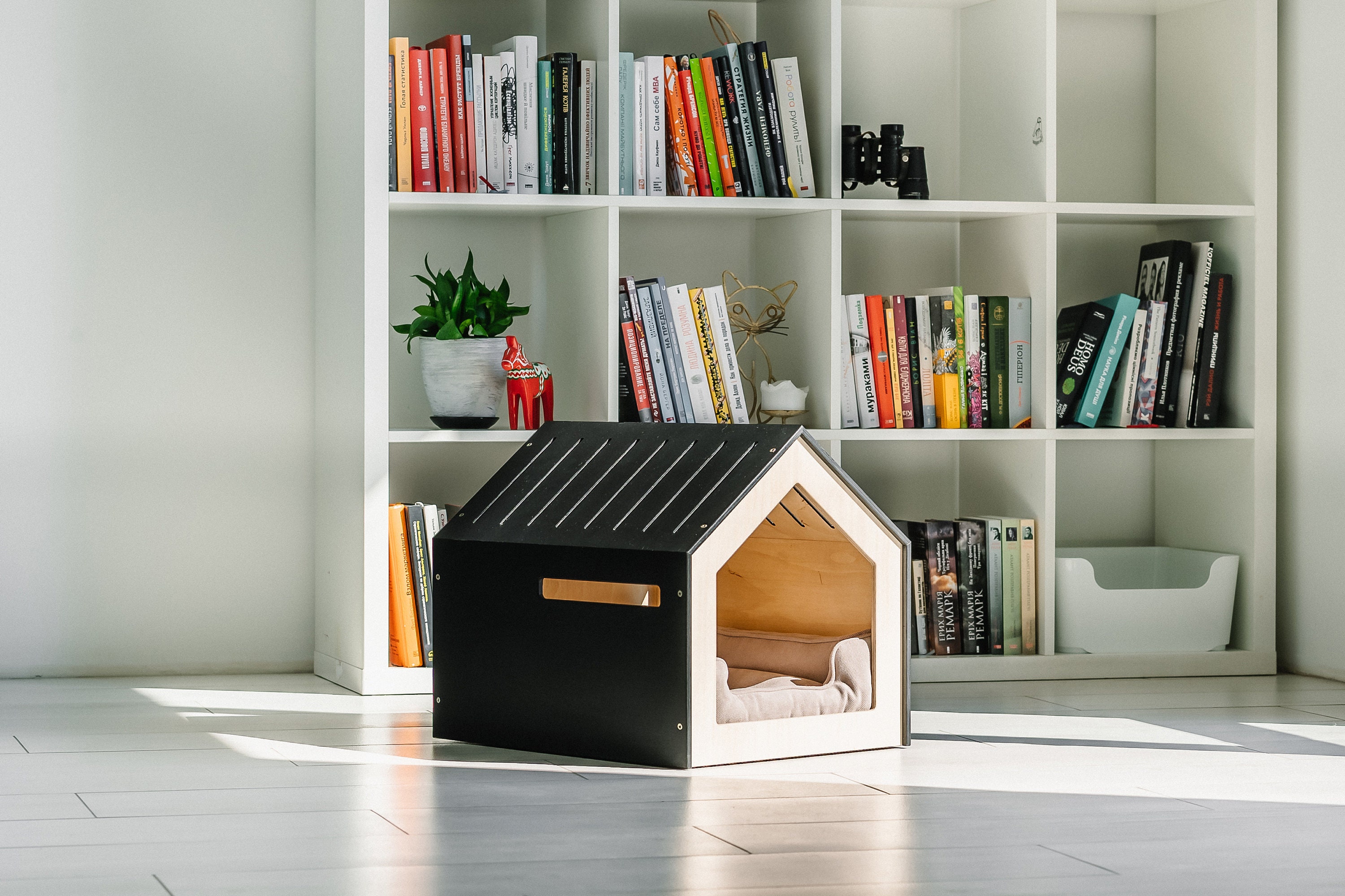 Modern Dog and Cat House. Indoor Dog House. Indoor Cat House. Dog Bed