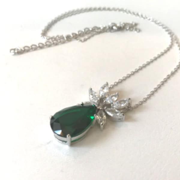 925 sterling silver pear shape center stone necklace pendant with lab created diamonds and emerald gems
