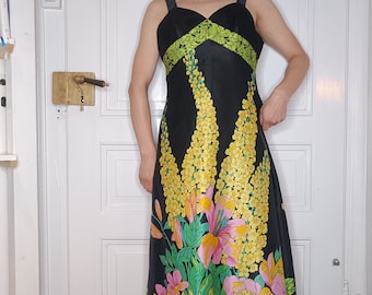 Vintage Abendkleid schwarz Blumen