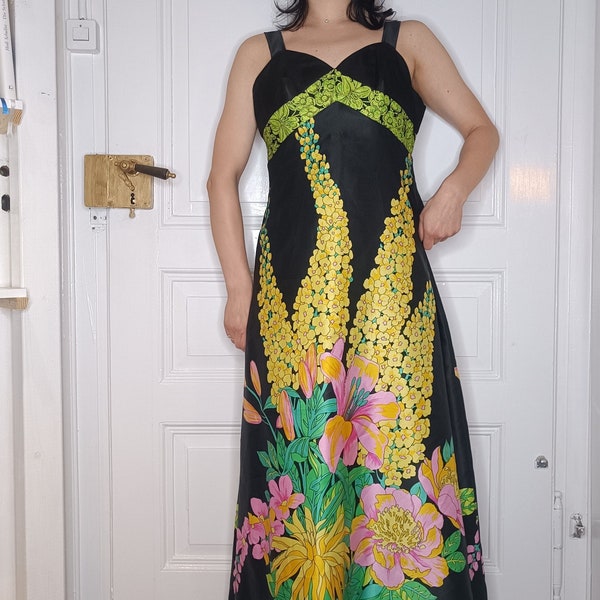 Vintage Abendkleid schwarz Blumen