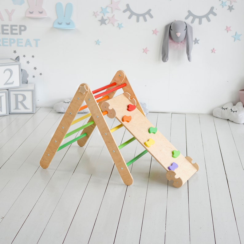 Juego de 3 artículos: Triángulo de desarrollo Arco Rampa con tobogán, Triángulo de escalada Montessori, Triángulo de juegos, Escalador para niños pequeños, Gimnasio para bebés de madera imagen 9