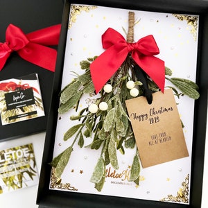 Biglietto di Natale di lusso con vischio - Profumato - In scatola - Fatto a mano - PERSONALIZZATO - Biglietto con baci di Natale per una persona speciale, MOGLIE o MARITO.