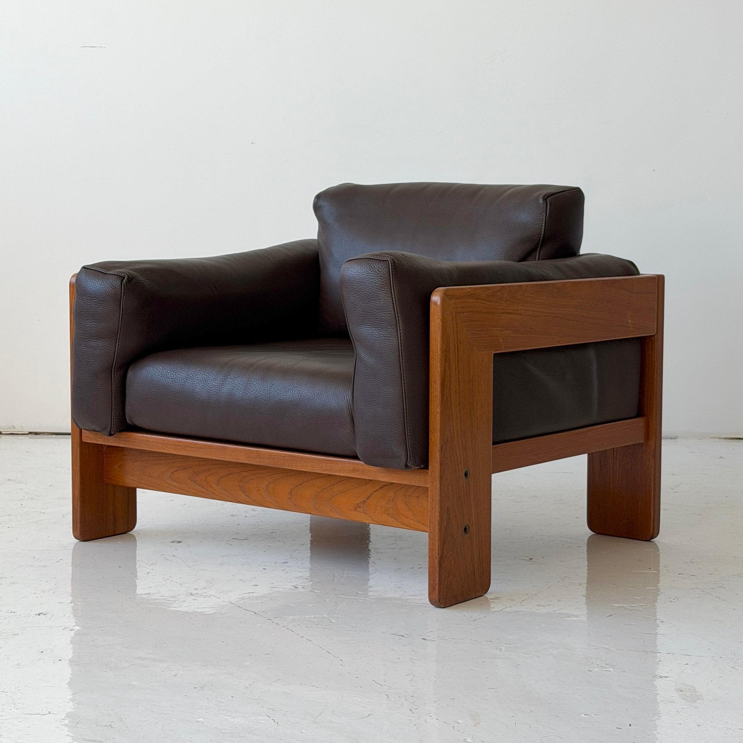 【発送の場合は即購入不可】 レア cassina カルロッタ Tobia & Afra SCARPA ラウンジチェア 木製 ソファ イタリア モダン カッシーナ スカルパ ヴィンテージ 98312 stoop | '121' Chair by Afra & Tobia Scarpa for Cassina in Wood