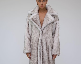 Vintage Hillmoor of New York Faux Fur Coat/ Vintage Brown