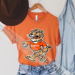 Cincinnati Retro Mascot Football Shirt, Cincy Football, Cincinnati Football Fan, Cincinnati Ohio, Womens Cincinnati Apparel, Vintage Cincy