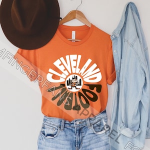 Groovy Cleveland Football Shirt Cleveland Sports Cute Cleveland Tshirt Cleveland Ohio Retro 90s Cleveland Shirt Vintage Cleveland Football