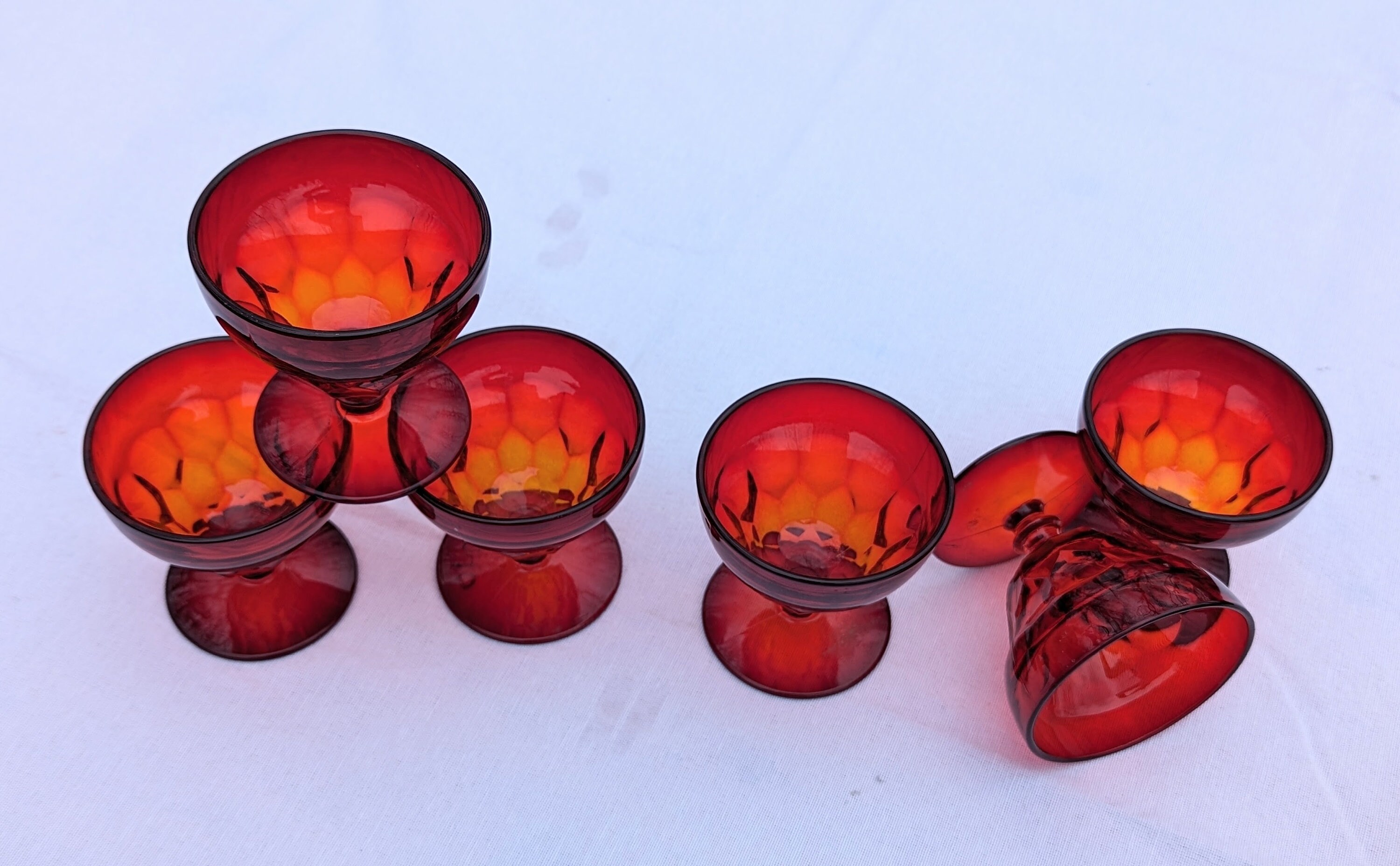 ヴィンテージ ルビーレッド シャーベットグラス：1960年代 カクテル