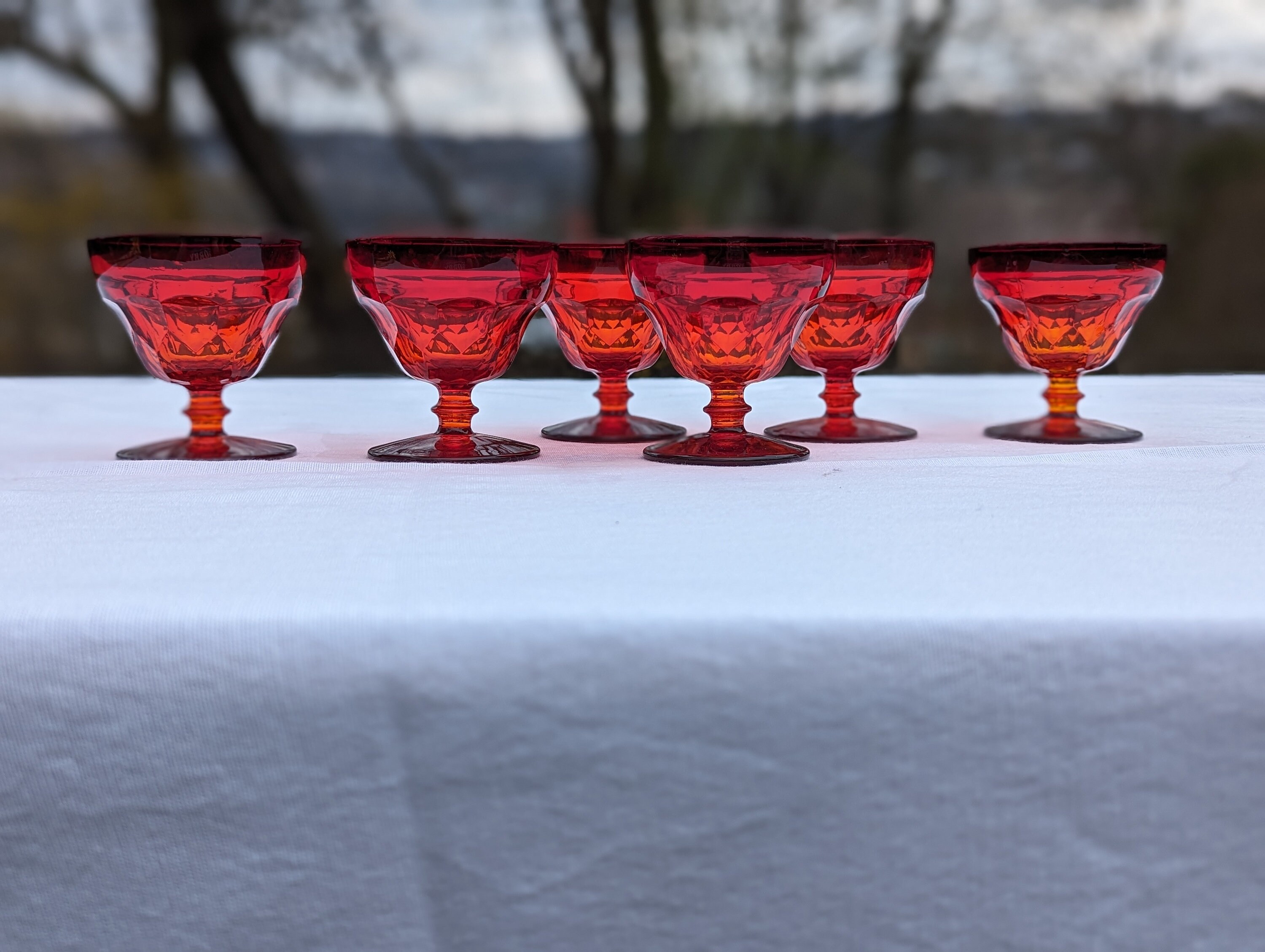 ヴィンテージ ルビーレッド シャーベットグラス：1960年代 カクテル