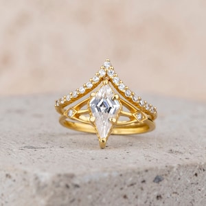 Kite Cutting Engagement Set Ring, Vintage Style 2 Two Wedding Ring, Handmade Jewelry, Mother Family Ring, Personalized Gift, Bridesmaid Gift
