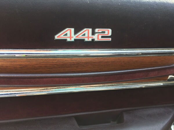Interior Door Panel Name Plate Emblem For 78-87 Cutlass/442 - Chrome/Red/Black (GM #20083948)