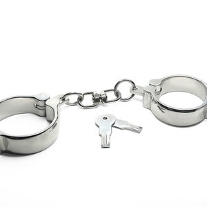 Heavy Duty High Security Stainless Steel Snap Shut Hand Cuffs with Chain Link Multiple Sizes Available