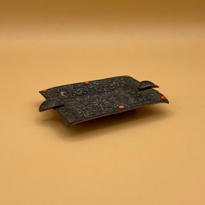 Unique Vintage Eclectic Ancient Style Floral Design Rectangle Metal Ashtray