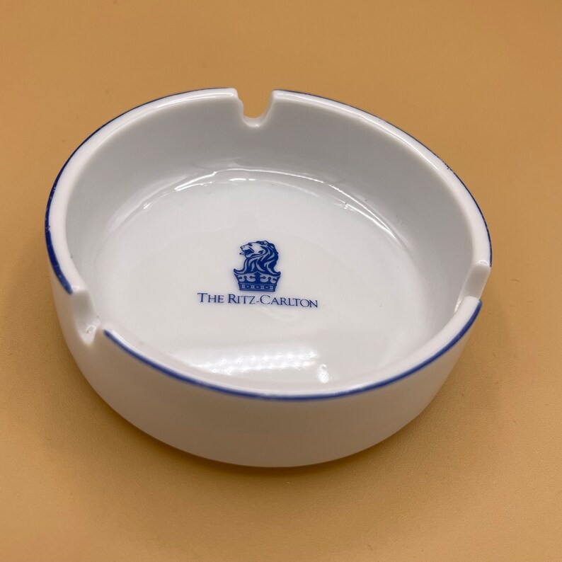 The Ritzcarlton Hotel Ceramic Round Vintage Souvenir Ashtray Etsy