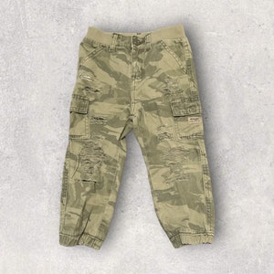 3T Distressed Camo Pants