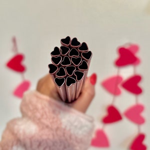 Pink Heart Straw, Pink Metal Heart Straws, Pink Metallic Heart Straw,  Valentines Day Straw, Pink Metal Straw, Reusable Straw, 8.5 Inches 