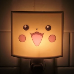 Pokemon Pikachu Luce notturna incandescente Bambini giocattolo Pokemon  Pikachu Simpatico comodino lampada Regalo di compleanno per bambini